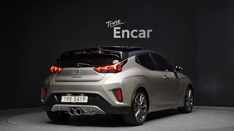 Hyundai Veloster