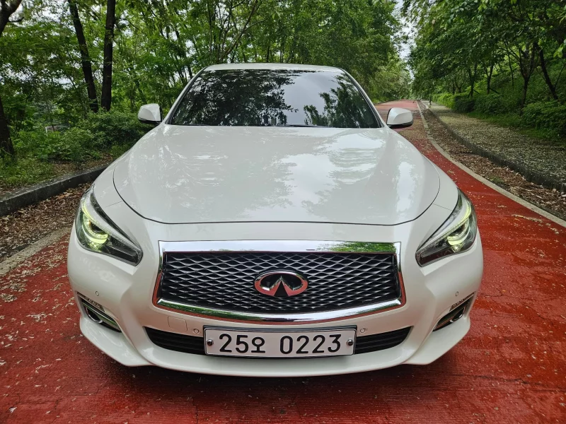 Infiniti Q50