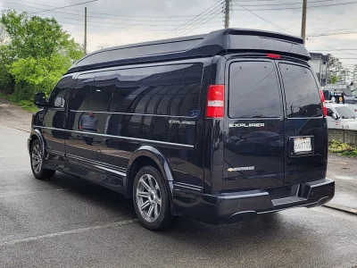 Chevrolet Express Van