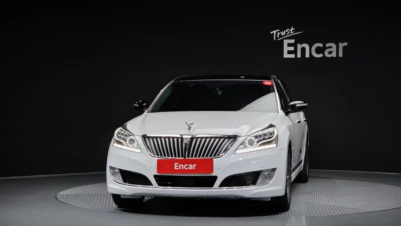 Hyundai Equus