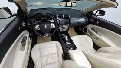 Jaguar XKR