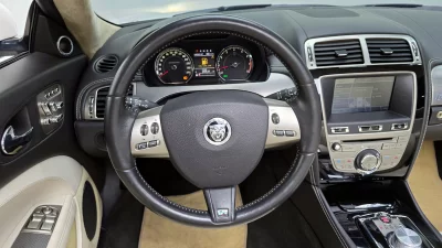 Jaguar XKR