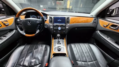 Hyundai Equus