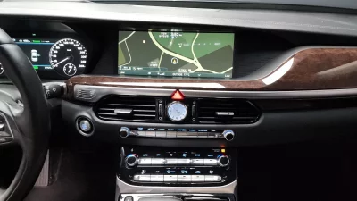 Genesis EQ900