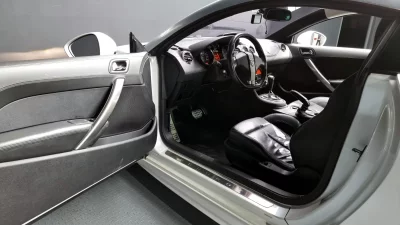 Peugeot RCZ