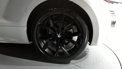 Peugeot RCZ