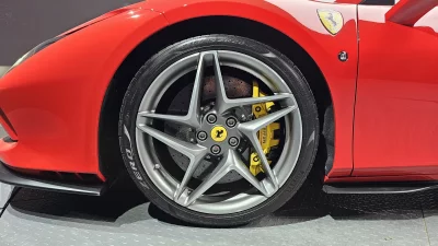 Ferrari F8