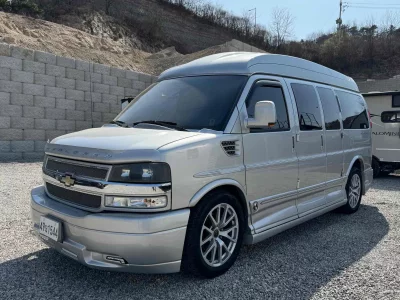 Chevrolet Express Van