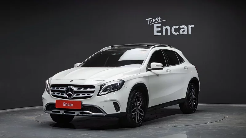 Mercedes-Benz GLA-Class