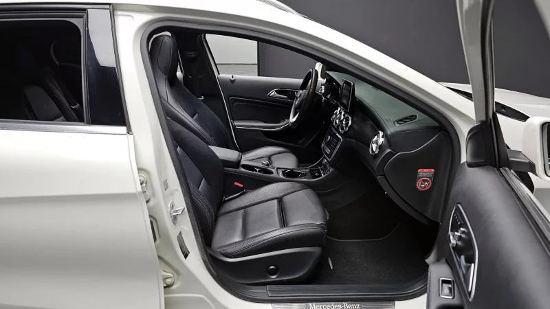 Mercedes-Benz GLA-Class