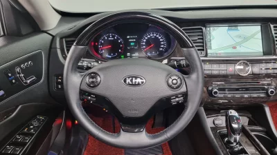 Kia K9