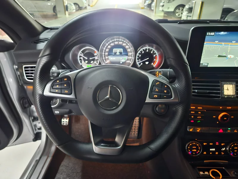 Mercedes-Benz CLS-Class