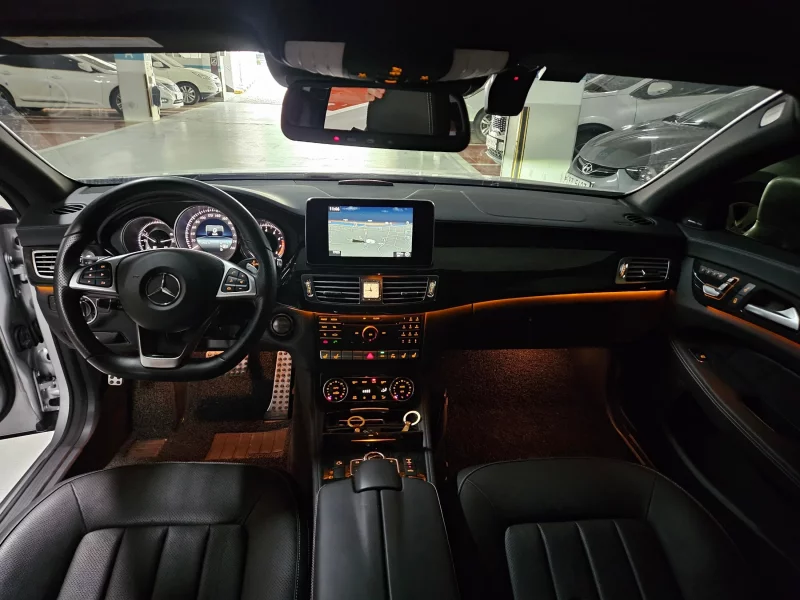 Mercedes-Benz CLS-Class