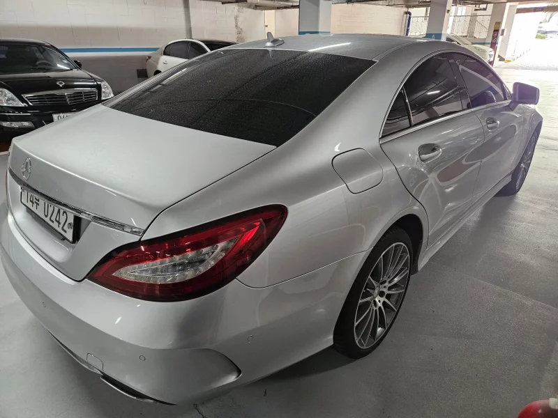 Mercedes-Benz CLS-Class