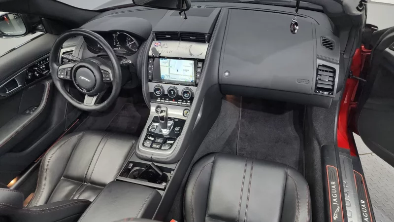 Jaguar F-TYPE