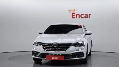 Renault SM6