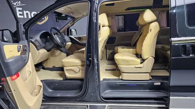 Hyundai Starex