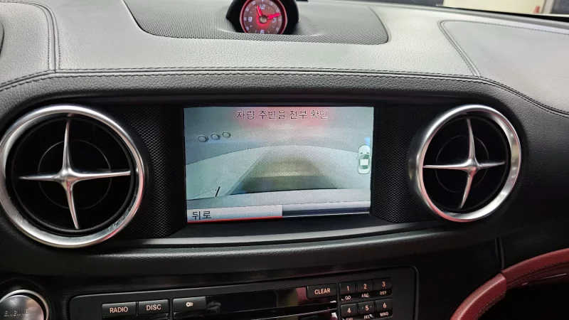 Mercedes-Benz SL-Class