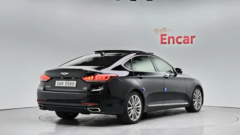 Hyundai Genesis