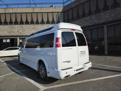 Chevrolet Express Van