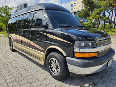 Chevrolet Express Van