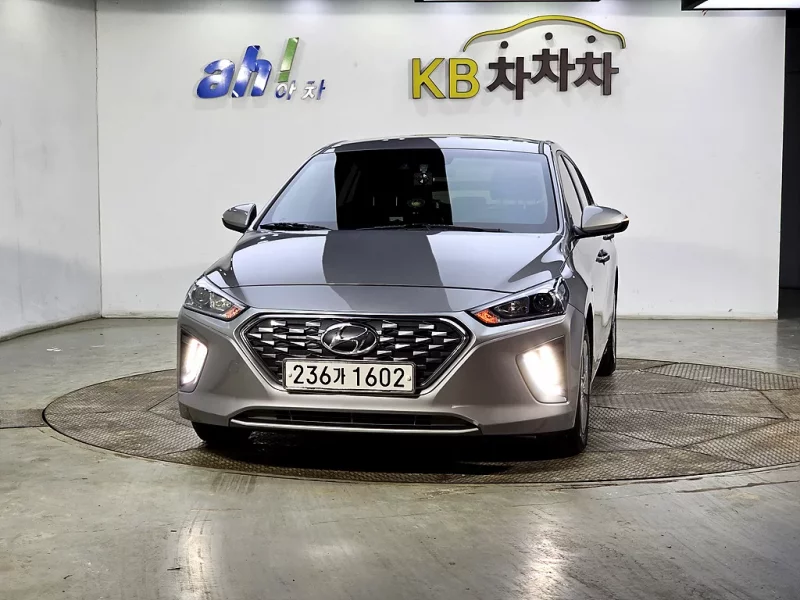 Hyundai Ioniq