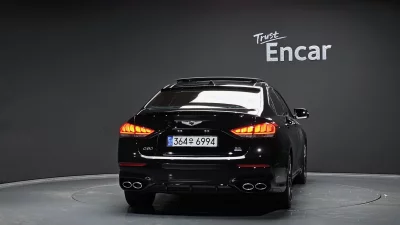 Hyundai Genesis