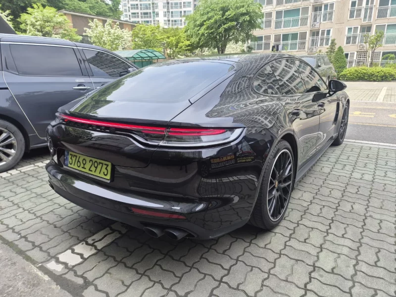 Porsche PANAMERA