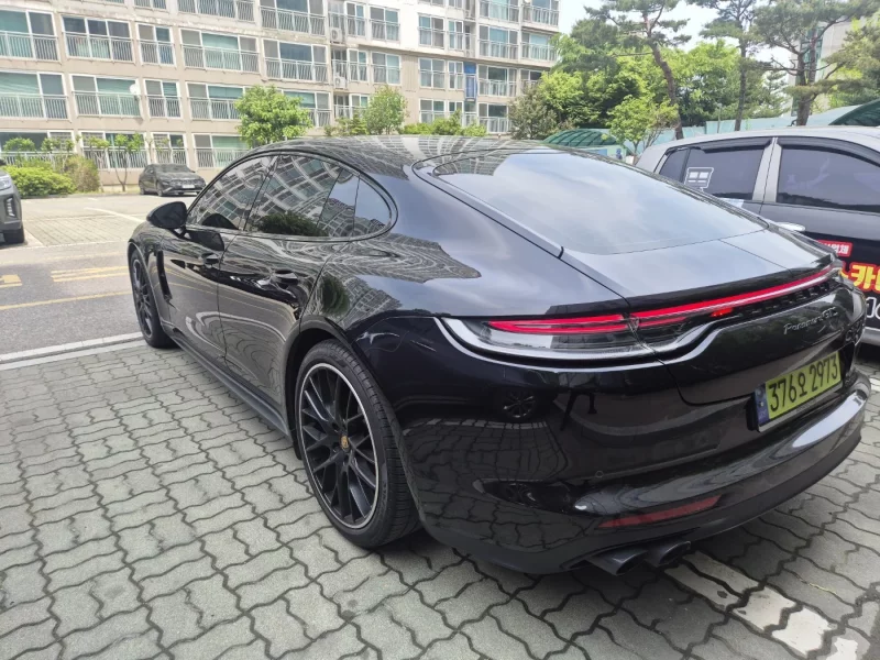 Porsche PANAMERA