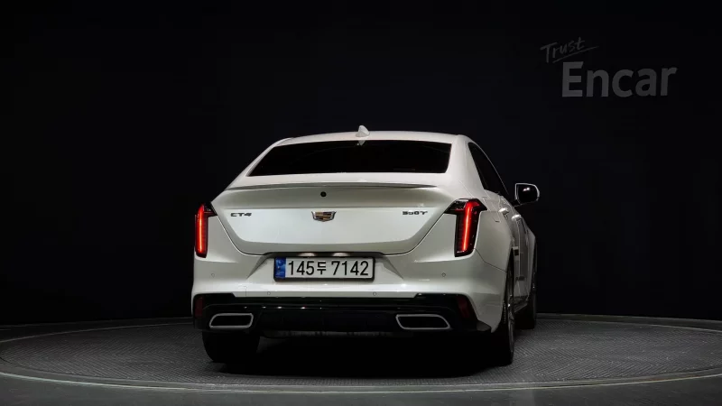 Cadillac CT4