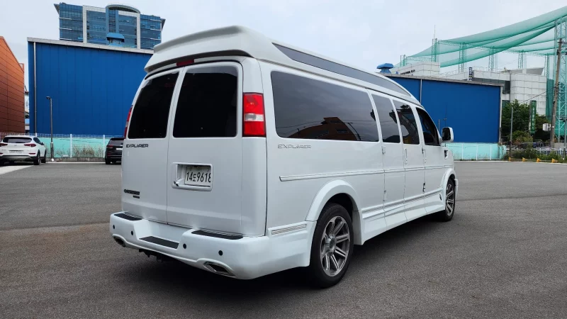 Chevrolet Express Van