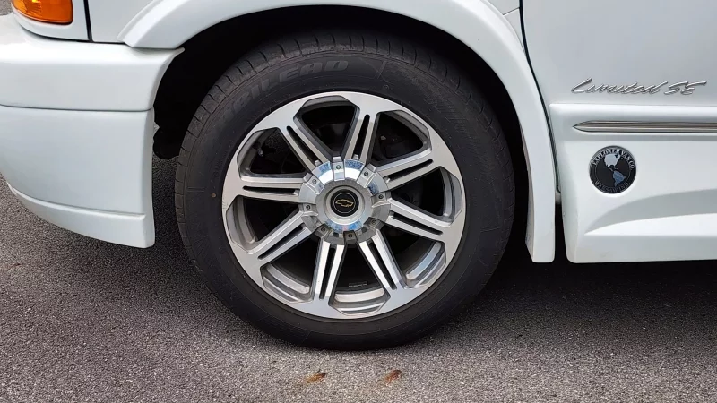 Chevrolet Express Van