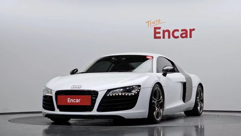 Audi R8