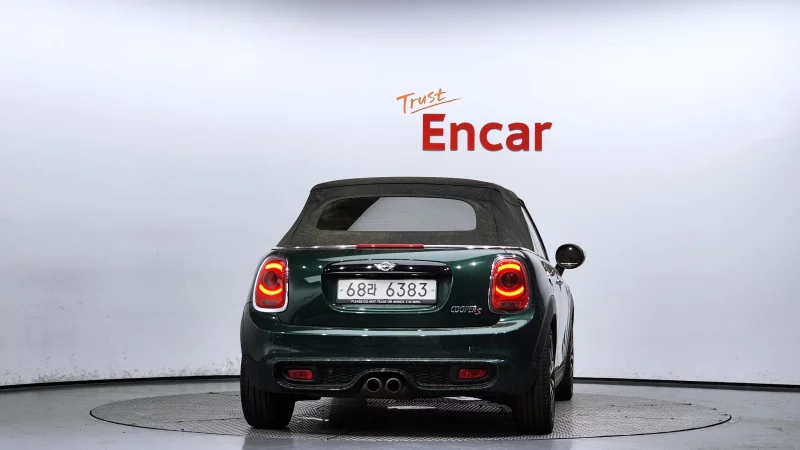 MINI Cooper Convertible