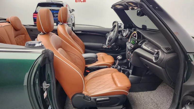 MINI Cooper Convertible