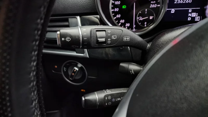 Mercedes-Benz M-class