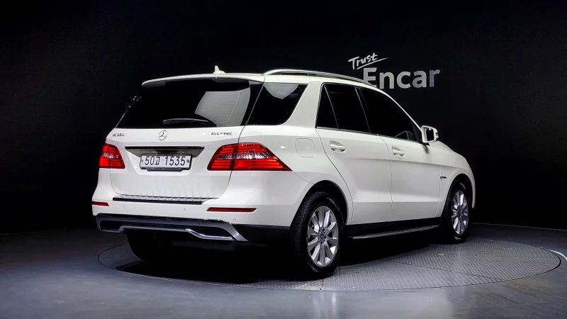 Mercedes-Benz M-class