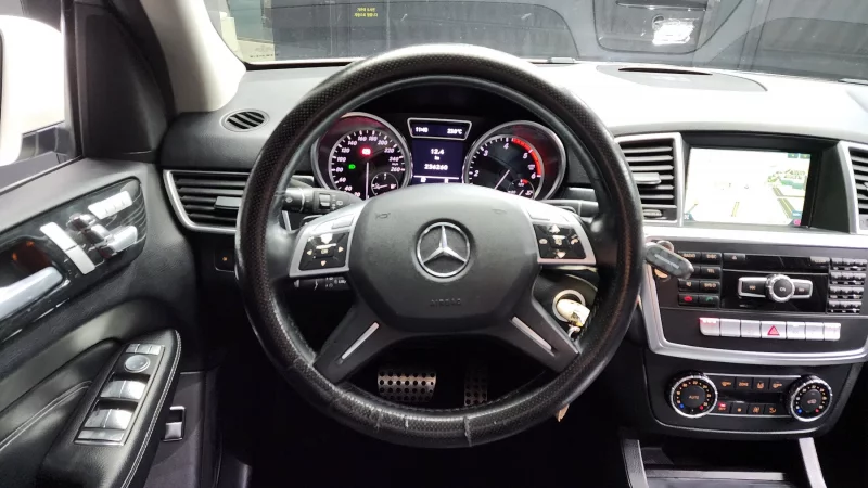 Mercedes-Benz M-class