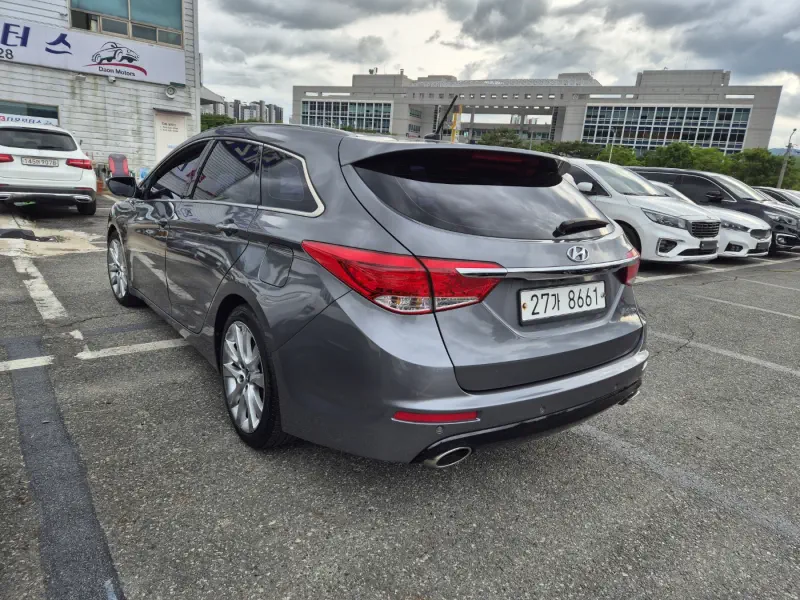 Hyundai I40