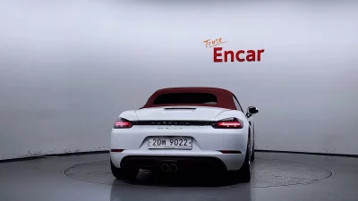 Porsche 718