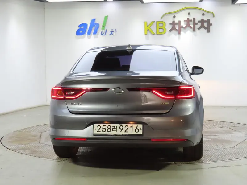 Renault Samsung SM6