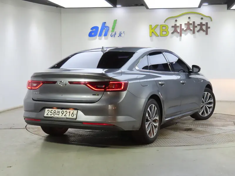 Renault Samsung SM6