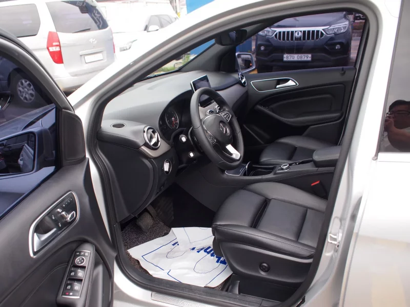 Mercedes-Benz B-Class