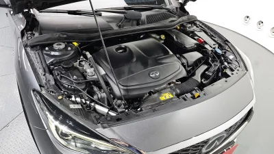 Infiniti Q30