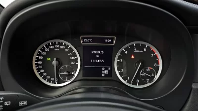 Infiniti Q30