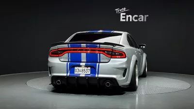 Dodge CHARGER