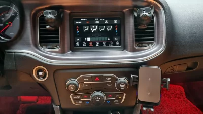 Dodge CHARGER