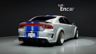 Dodge CHARGER