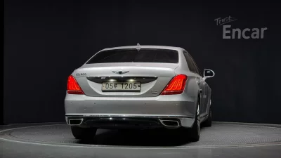 Genesis EQ900