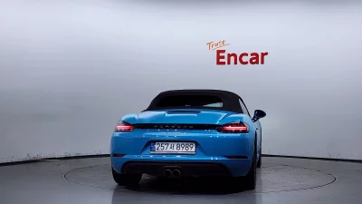 Porsche 718